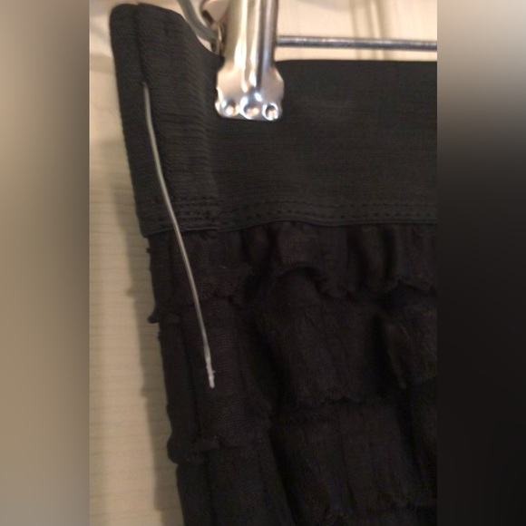 NEW Lavish Black Ruffled Skirt L Made in the U.S.A. - Picture 3 of 8